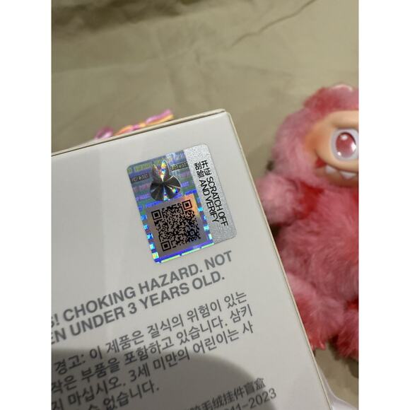 POPMART THE MONSTERS Big into Energy Vinyl Plush Pendant Love New In Box - Picture 4 of 16